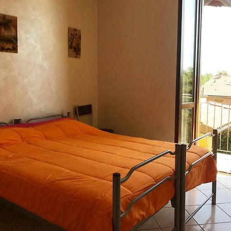 Villa The Sweet Rose With Pool Manerba del Garda Eksteriør billede