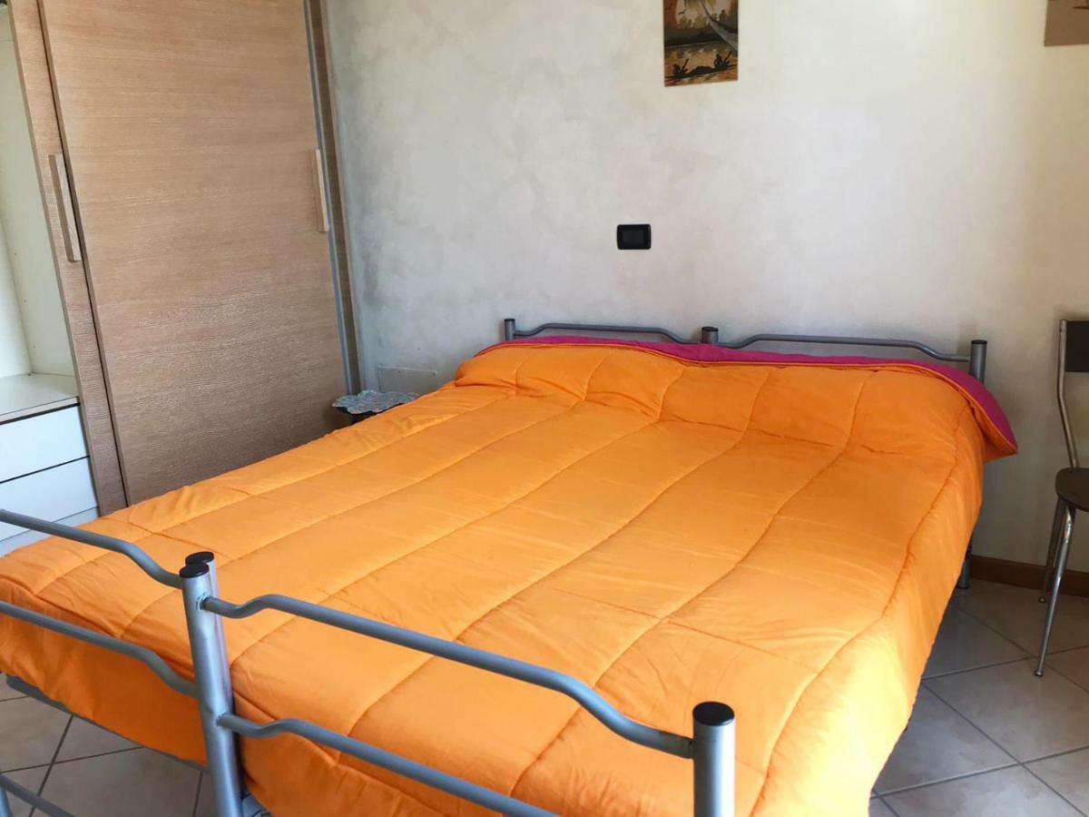 Villa The Sweet Rose With Pool Manerba del Garda Eksteriør billede
