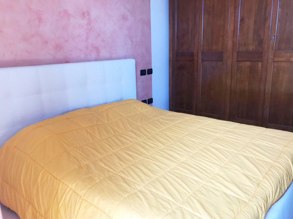Villa The Sweet Rose With Pool Manerba del Garda Eksteriør billede