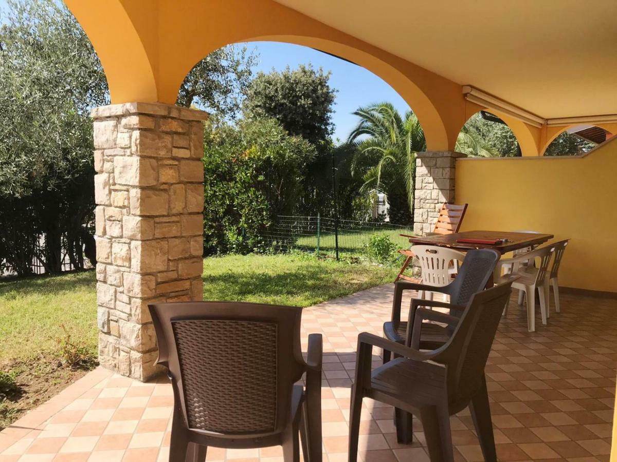 Villa The Sweet Rose With Pool Manerba del Garda Eksteriør billede
