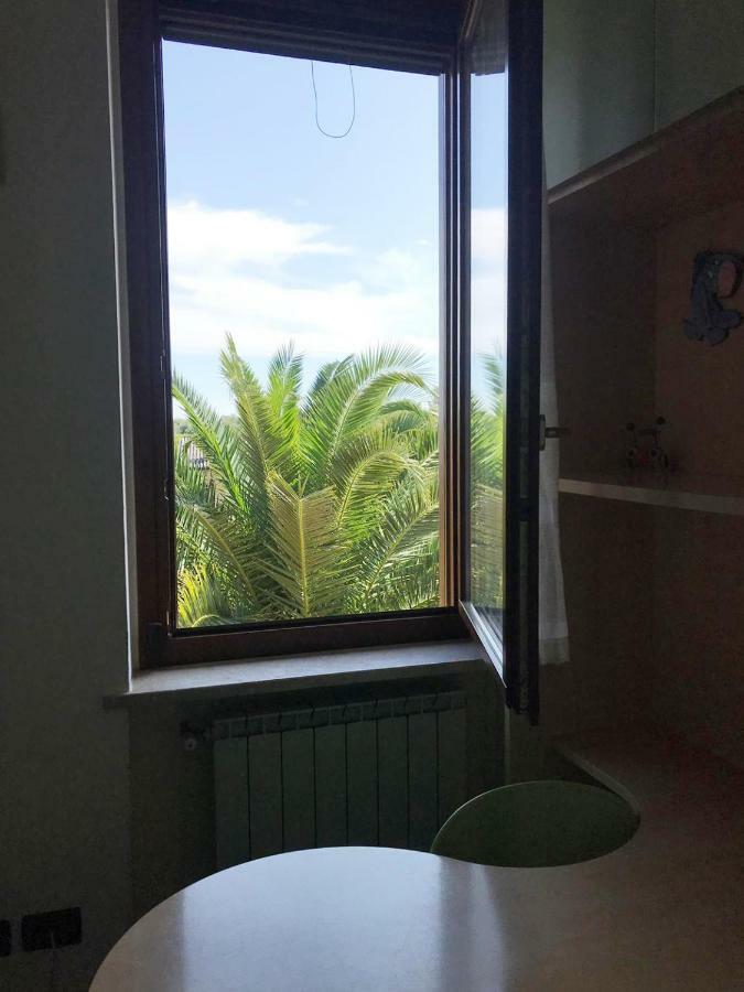 Villa The Sweet Rose With Pool Manerba del Garda Eksteriør billede